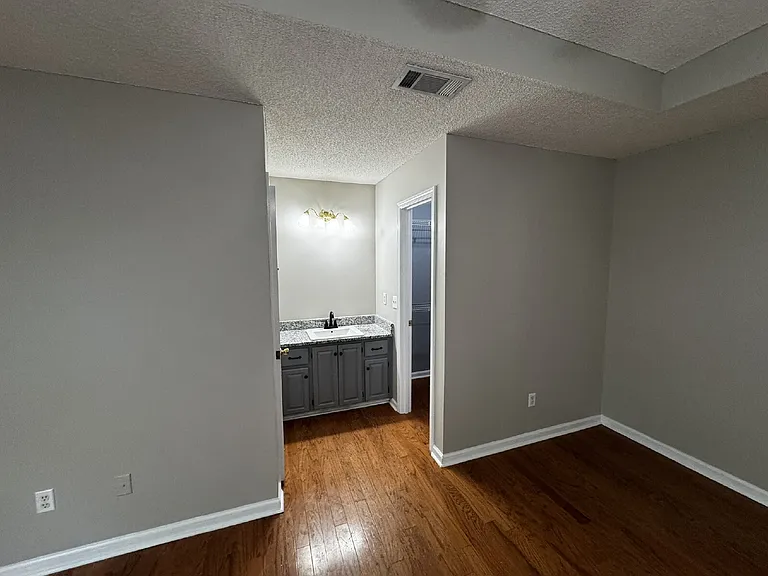 208 Easy St — Photo 15