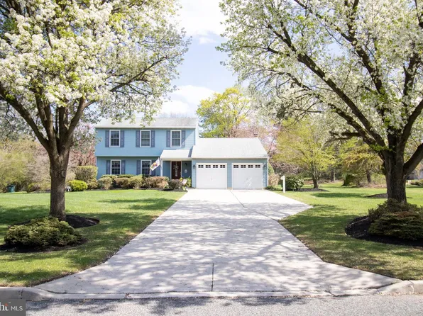 226 Fawn Meadows Rd, Mount Royal, NJ 08061