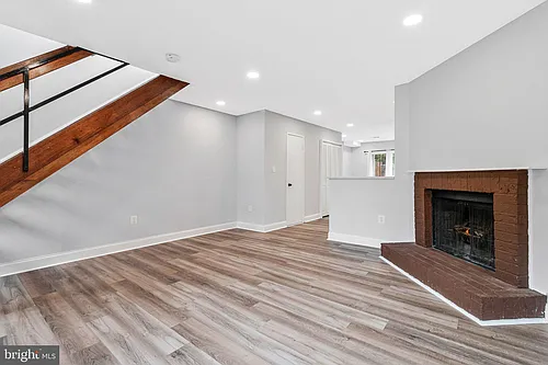 2435 18th St NE #2435 Photo 1