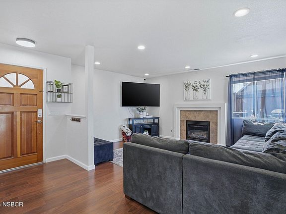 3rd image of 4227 Whispering Pines Dr