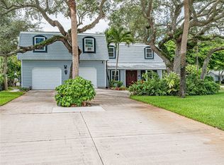 209 14th St SW, Vero Beach, FL 32962