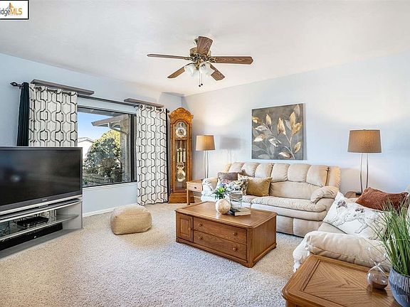 4th image of 1884 Heatherwood Dr