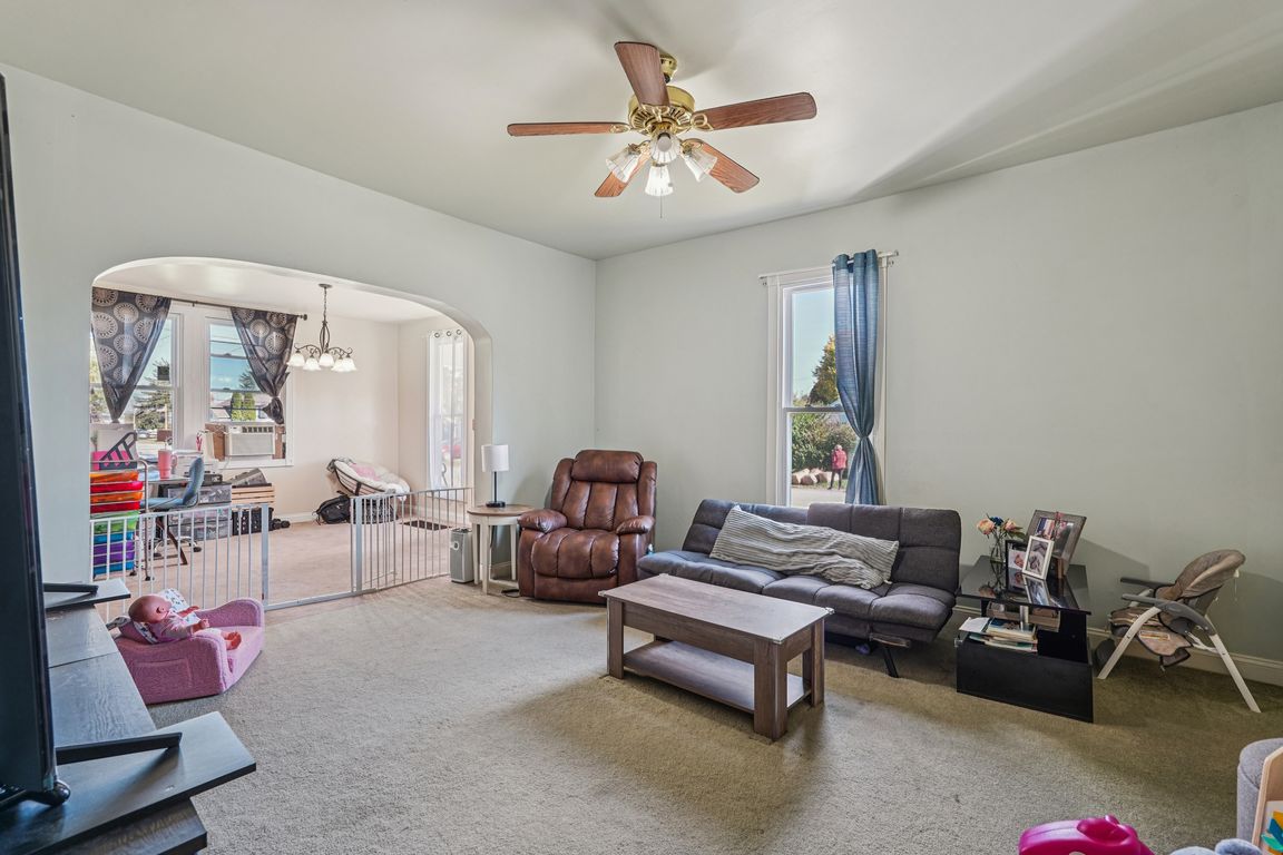 next background image