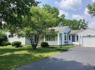 8 Temple Hill St, Geneseo, NY 14454