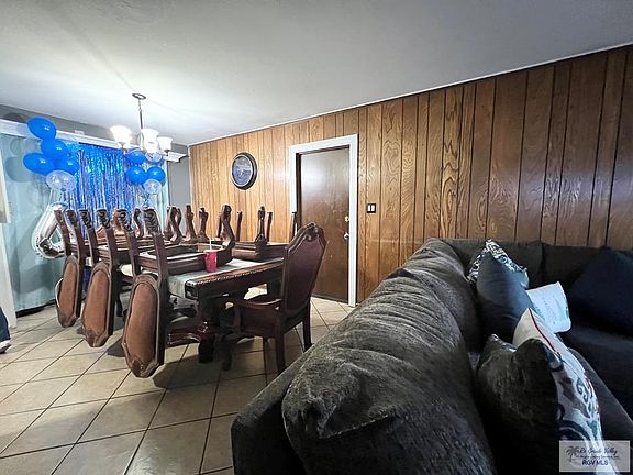 4th image of 2965 Old Alice Rd
