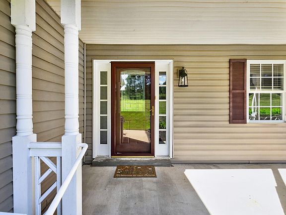 3rd image of 104 Half Penny Ln