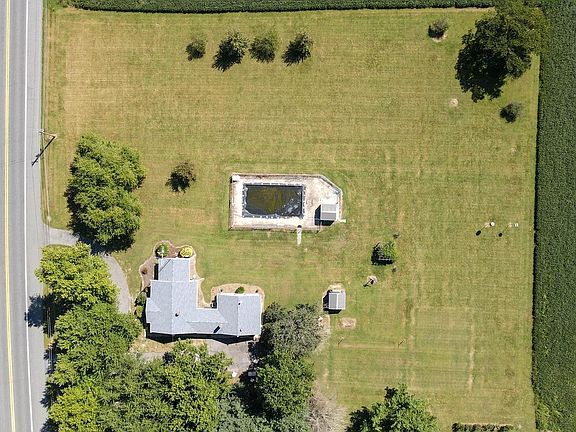 5th image of 6556 Hickman Rd