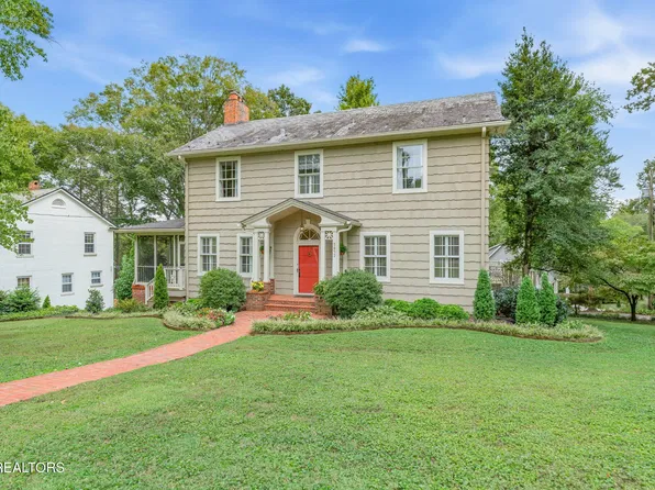 3852 Woodhill Pl, Knoxville, TN 37919