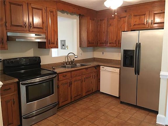 5th image of 6013 Restingway Ln