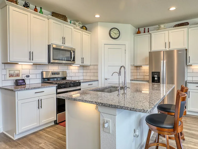1064 Dancing Feather St — Photo 4