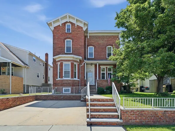 122 Avenue A image 1 of 35