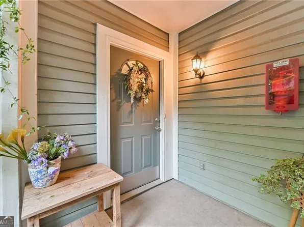 6351 Wedgeview Ct, Tucker, GA 30084