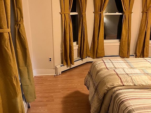 2nd image of 19 Elm St W #1