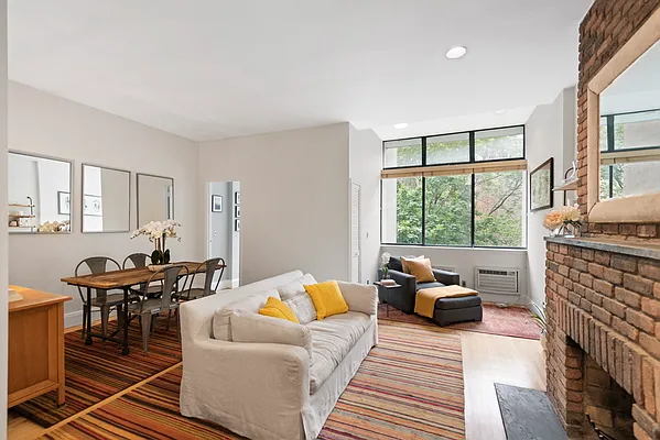 Sold by Compass | media 4