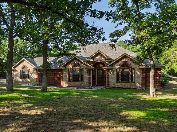 2nd image of 349 Sandpiper Dr