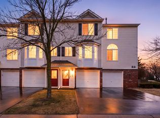 7702 Arboretum Village Cir, Chanhassen, MN 55317