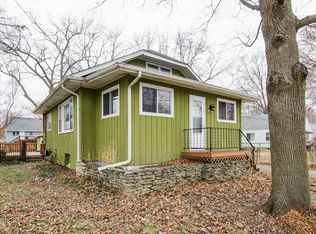 240 Heine Ave, Elgin, IL 60123