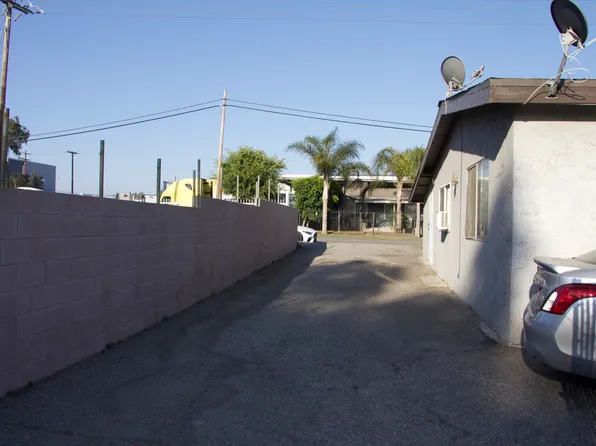 10938 Calabash Ave, Fontana, CA 92337