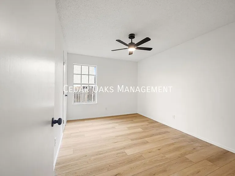 2967 W Glenmeadow Dr — Photo 10