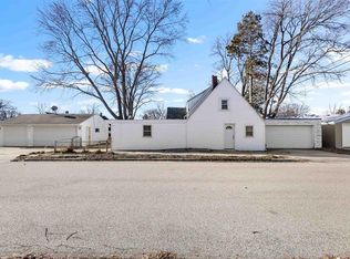 744 Drexel Blvd, Machesney Park, IL 61115