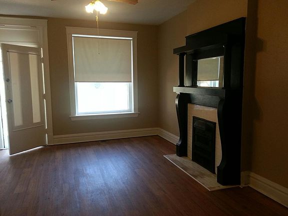 2nd image of 3547 Giles Ave #1