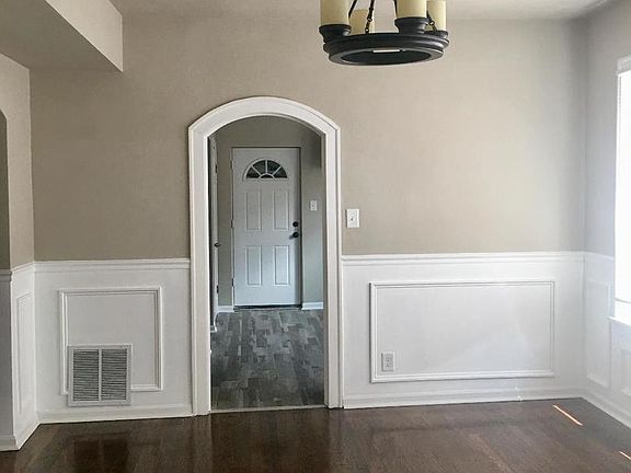 4th image of 8143 S Marshfield Ave #2
