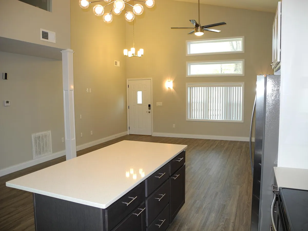 Enjoy entertaining in the open living room and kitchen - 2616 W Murphysboro Rd