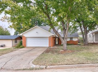 613 Reynolds Rd, Edmond, OK 73013