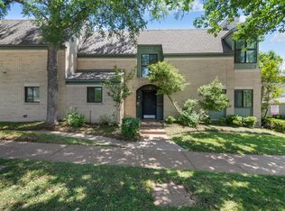 2621 McCart Ave, Fort Worth, TX 76110