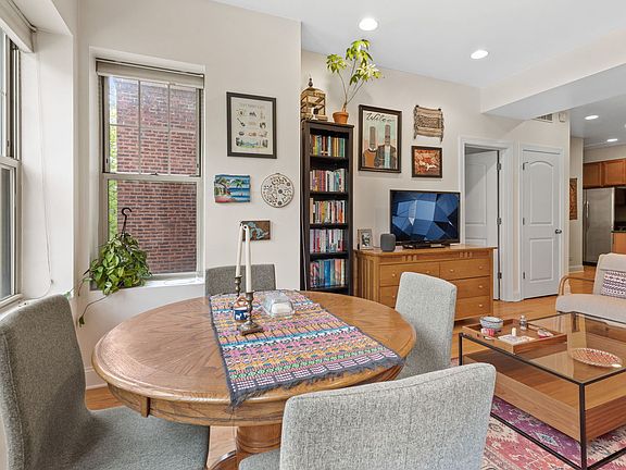5th image of 6141 N Paulina St #2