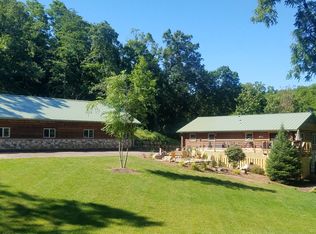 6382 Old Settlers Rd, Mazomanie, WI 53560