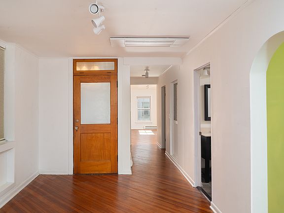 2nd image of 430 Warren St Floor 2