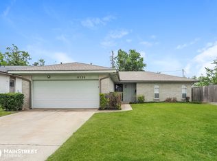 8220 NW 31st Ter, Bethany, OK 73008