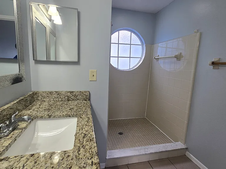 2747 N Poinciana Blvd #1 — Photo 14