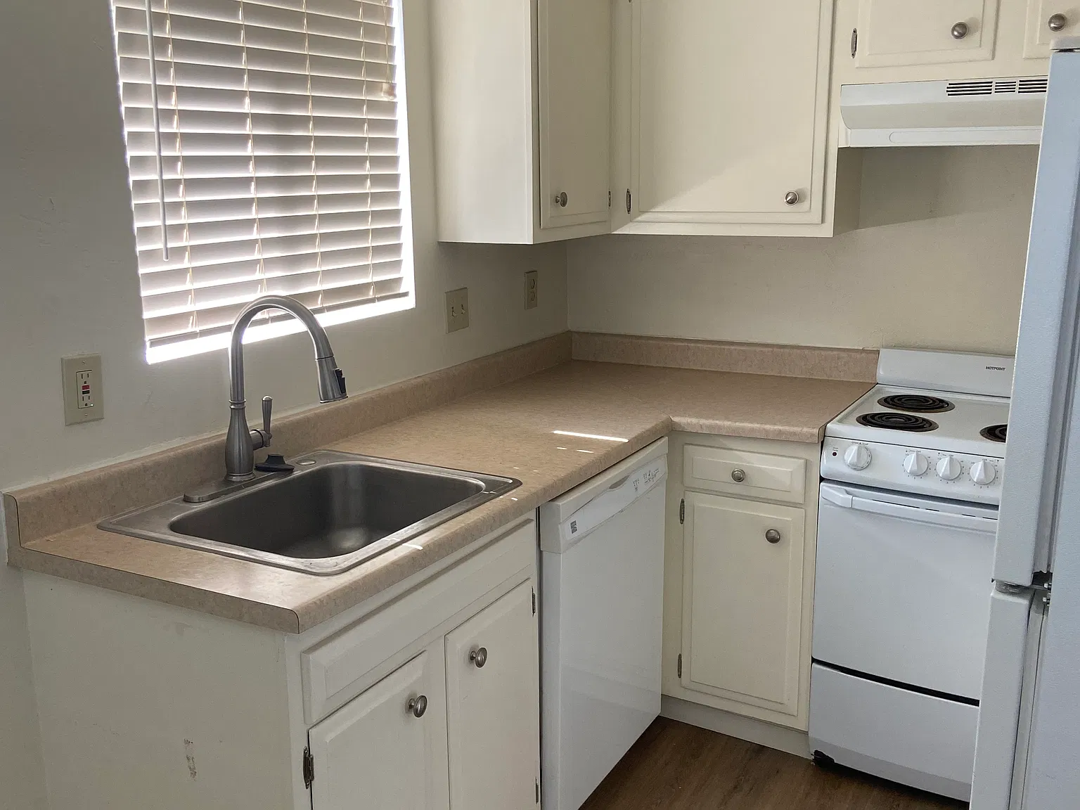 1 bed, 550 sqft, $2,195 — Photo 1