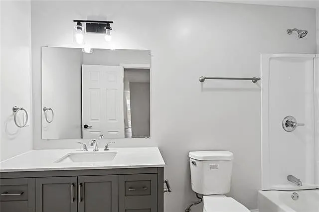 1318 S Salcedo St #101 — Photo 13