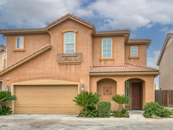 4386 W Artemisa Dr, Fresno, CA 93722