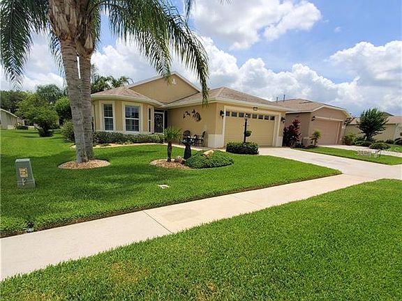 2nd image of 27524 Stoney Brook Dr