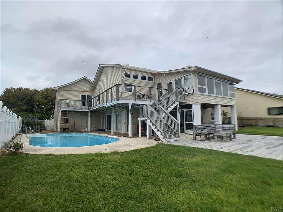 1st image of 13711 Canal Dr #1