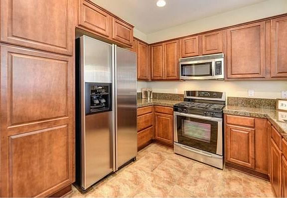 4th image of 1503 Dante Cir