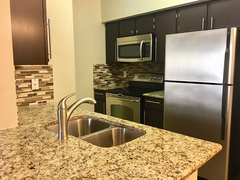 2320 Gracy Farms Ln #223