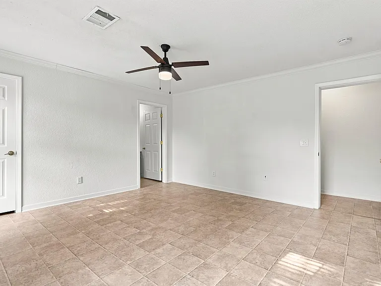 114 Cedar St #6 — Photo 25