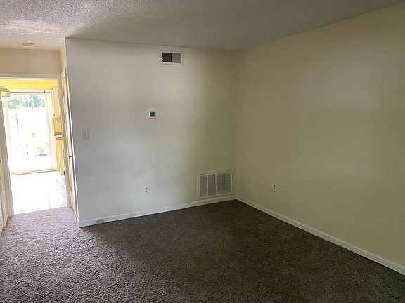 2nd image of 811 Scott Ave APT C