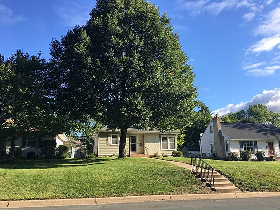5th image of 3212 W 60th St