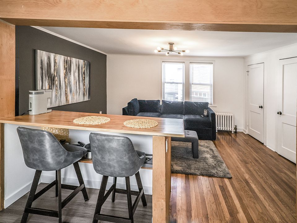 1st image of 18 Riverside Ave #2