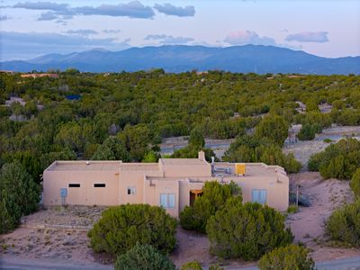 44 Camino Benavidez, Santa Fe, NM, 87507