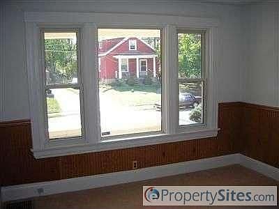 3rd image of 4140 Sibley Ave