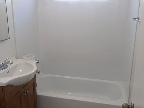 2nd image of 1167 W 166th St