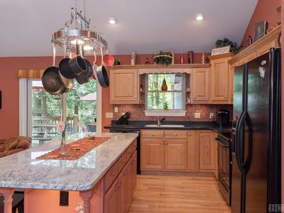 2288 W Christy Trl, Cashiers, NC, 28774