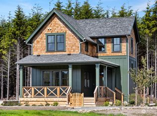 46 Hilltop Ln, Pacific Beach, WA